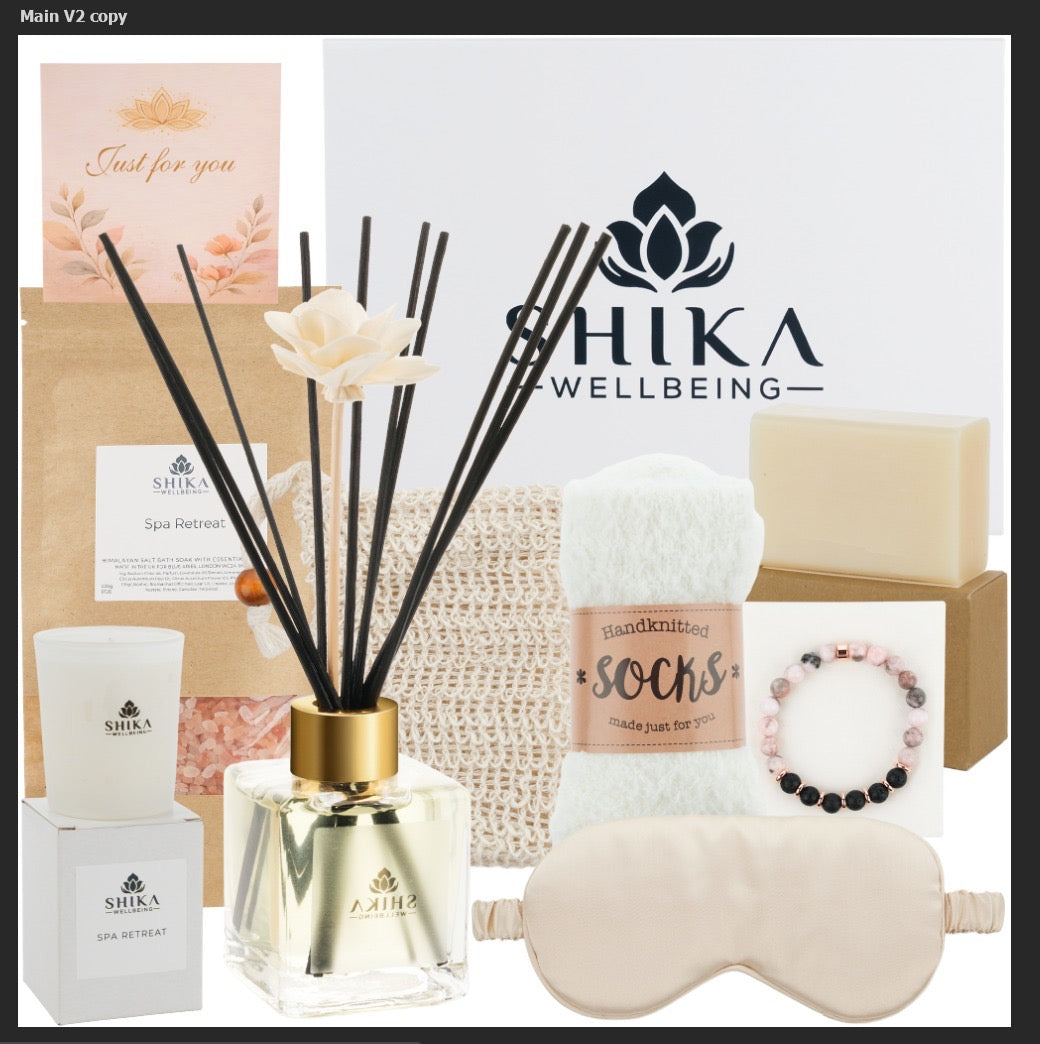 Spa Retreat Pamper Gift Set – Luxury Aromatherapy Self Care Spa Gift for Women | Relaxation & Wellness Gift Box