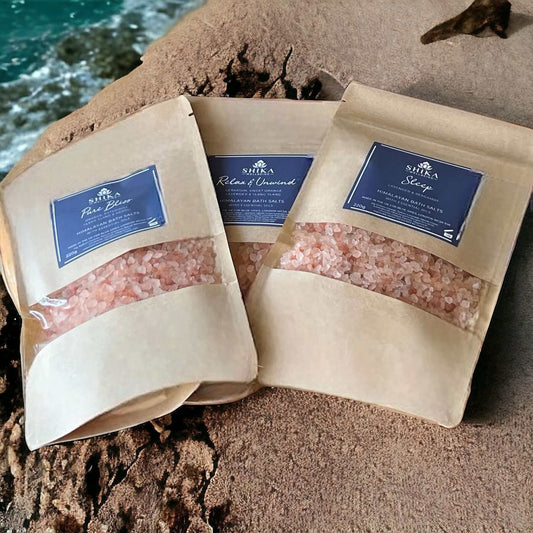 Unwind and improve your sleep with our Aromatherapy Himalayan Bath Salts. Choice of 3 essential oils blend.